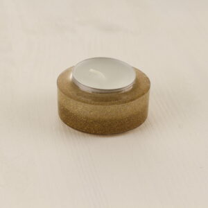 Küünlahoidja teeküünlaga