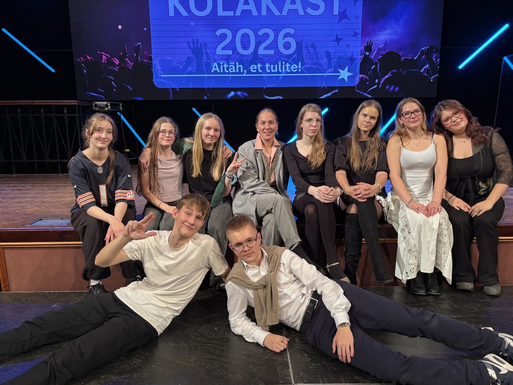 Pildil osa õpilasfoorumi koosseisust